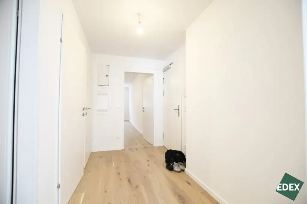 Erstbezug nach Sanierung: Schöne 2 Zimmer-Wohnung nahe Meidling Bahnhof