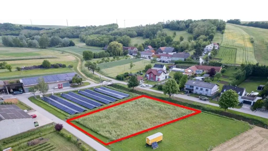 Großes Grundstück in Ruhelage! Erfüllen Sie sich ihren Traum vom Haus!