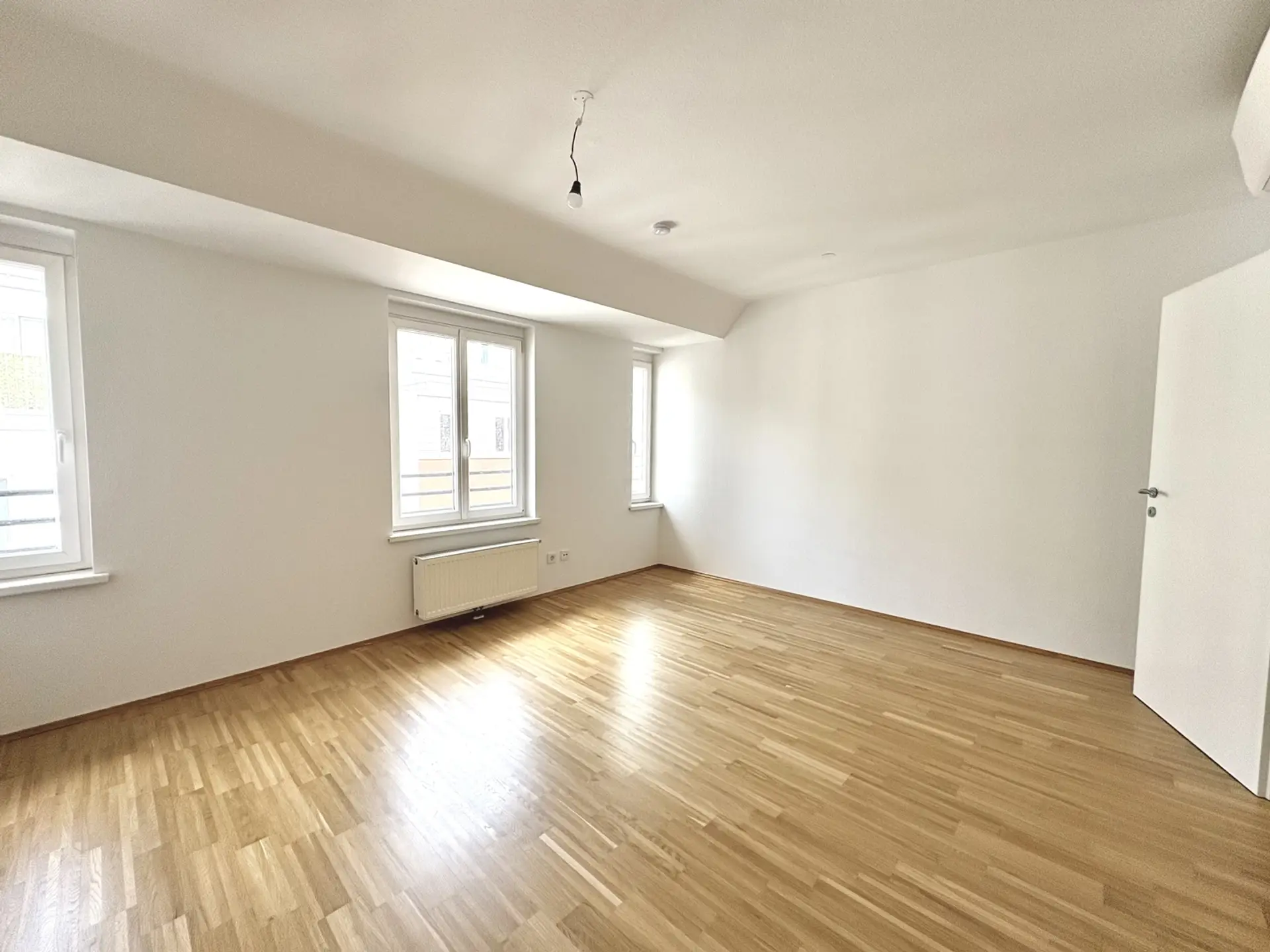 20250327_111220153_iOS