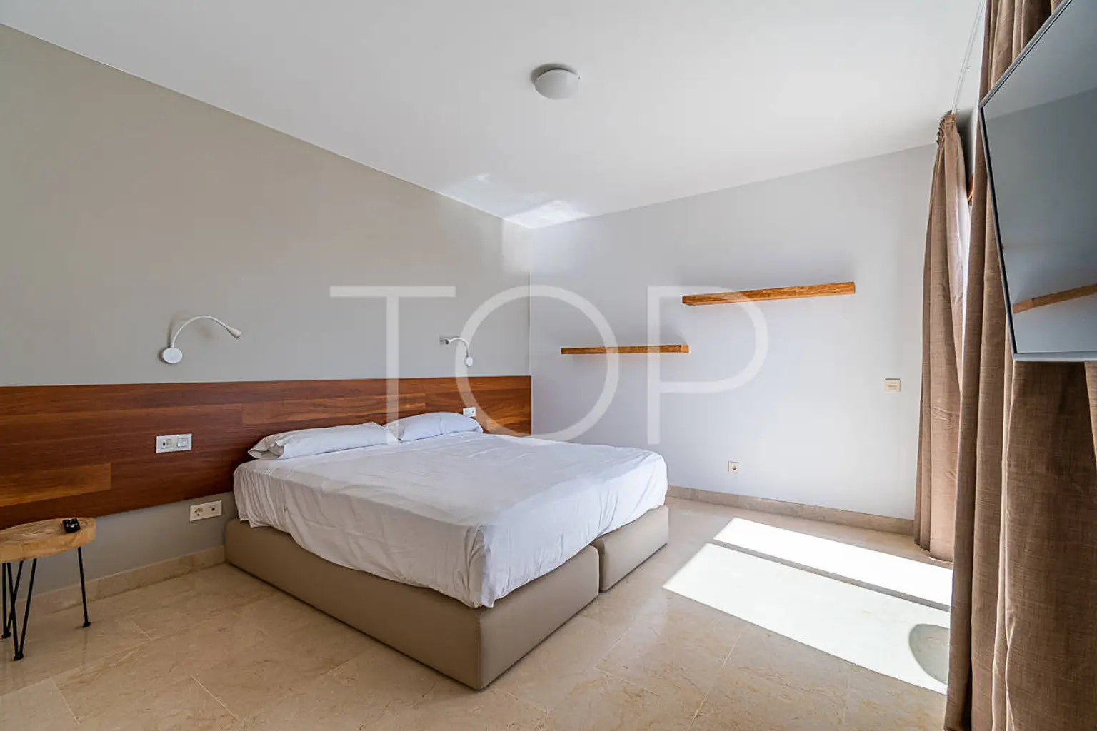 Apartament-La-Caleta-Bedroom2-Tenerife-1