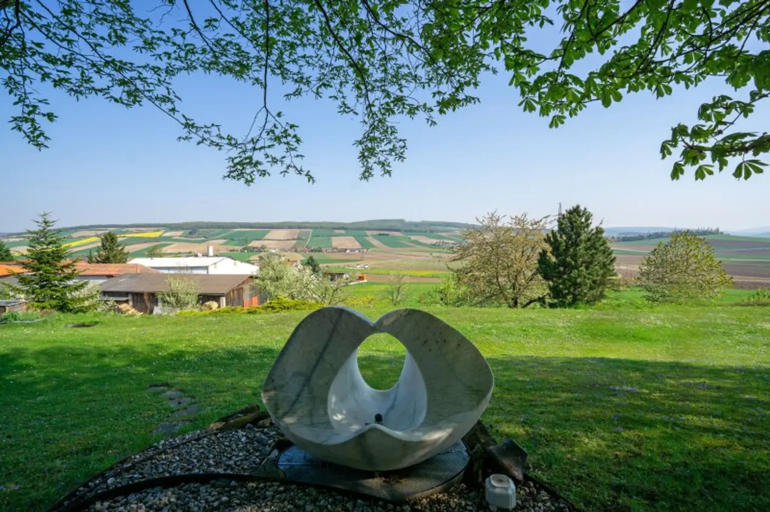 Brunnen und Aussichtsplatz