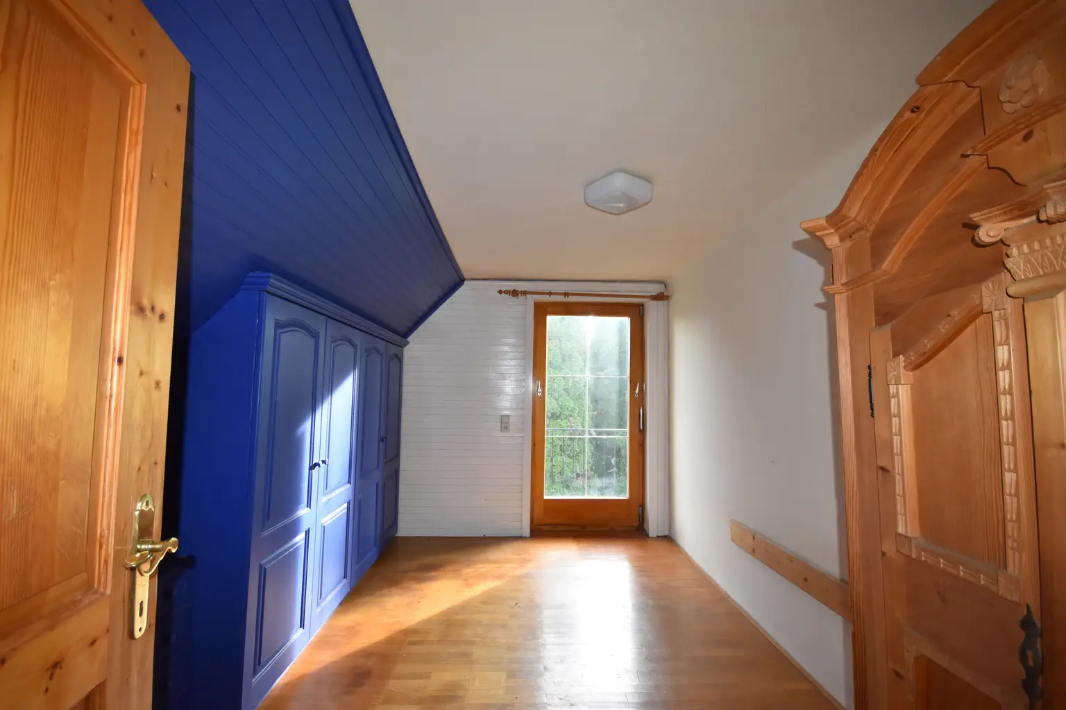 "LEOPOLDSKRON - Kleines gediegenes Einfamilienhaus mit uneinsehbaren Garten"