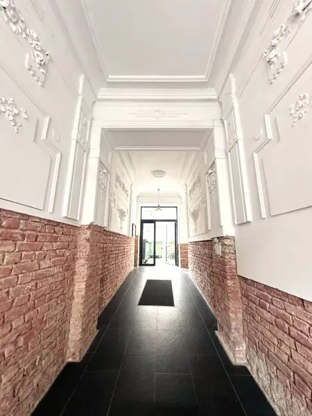 Ein Zuhause für Ästheten und Liebhaber stilvoller Altbaukultur mit knapp 94m² | 8m² Balkon - 1160 Wien