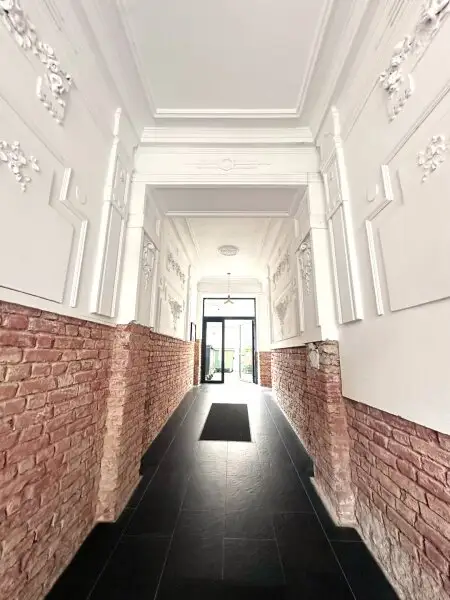Ein Zuhause für Ästheten und Liebhaber stilvoller Altbaukultur mit knapp 94m² | 8m² Balkon - 1160 Wien