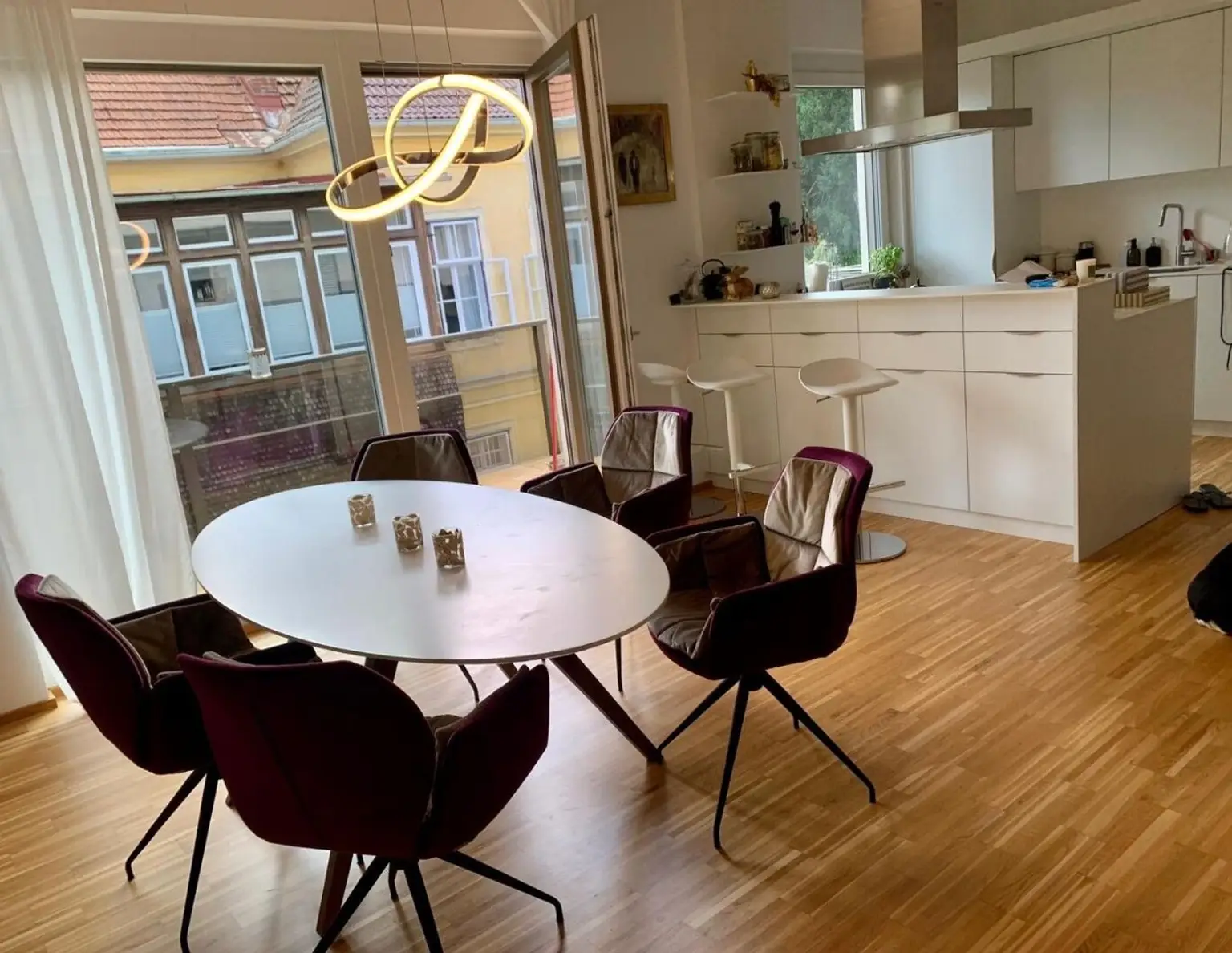 Penthaus mit Traumterrasse trifft Wohnkomfort - 113m² mit 50m² Outdoor-Oase nähe Hilmteich!