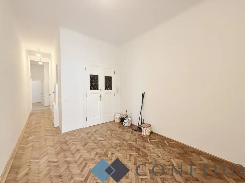 Erstbezug nach Generalsanierung - Herrliche Altbauwohnung in der Albertgasse!