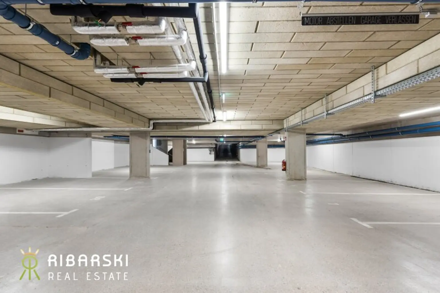 WOHNEN IN VERBUNDENHEIT | helle Wohnung mit großen Glasflächen | Erstbezug | 1 TG-Platz inkludiert