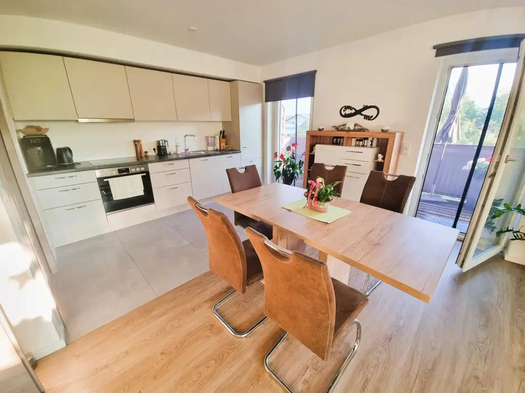 Gemütliche Mansardenwohnung mit Südbalkon und Weitblick!