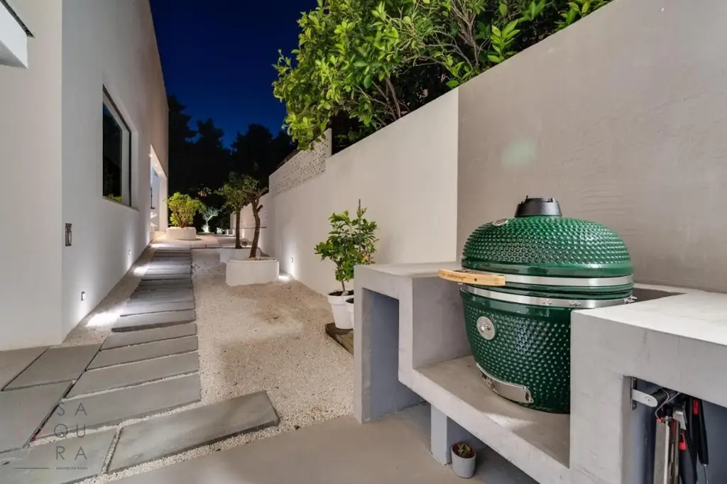 Amazing New Villa auf der Insel Brač – Mediterraner Luxus direkt am Meer