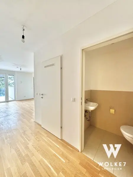 Wunderschöne 2 Zimmer mit 2 Aussenflächen | Ruhig & hell | gut aufgeteilt | U1 Kagraner Platz
