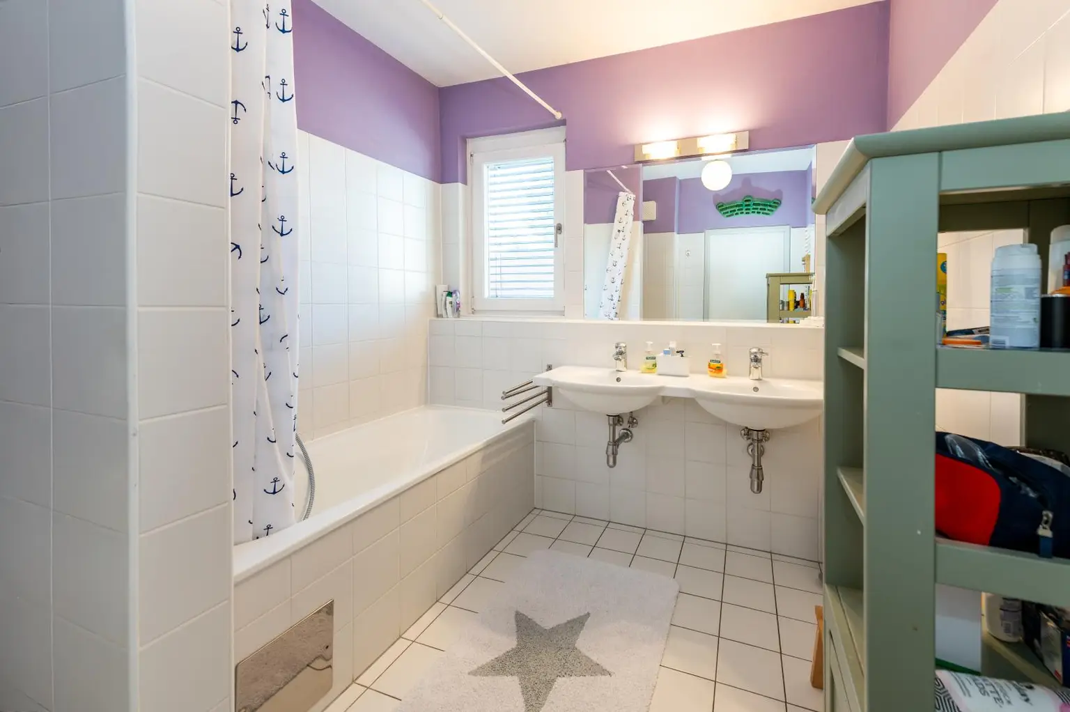 Großzügiges Badezimmer