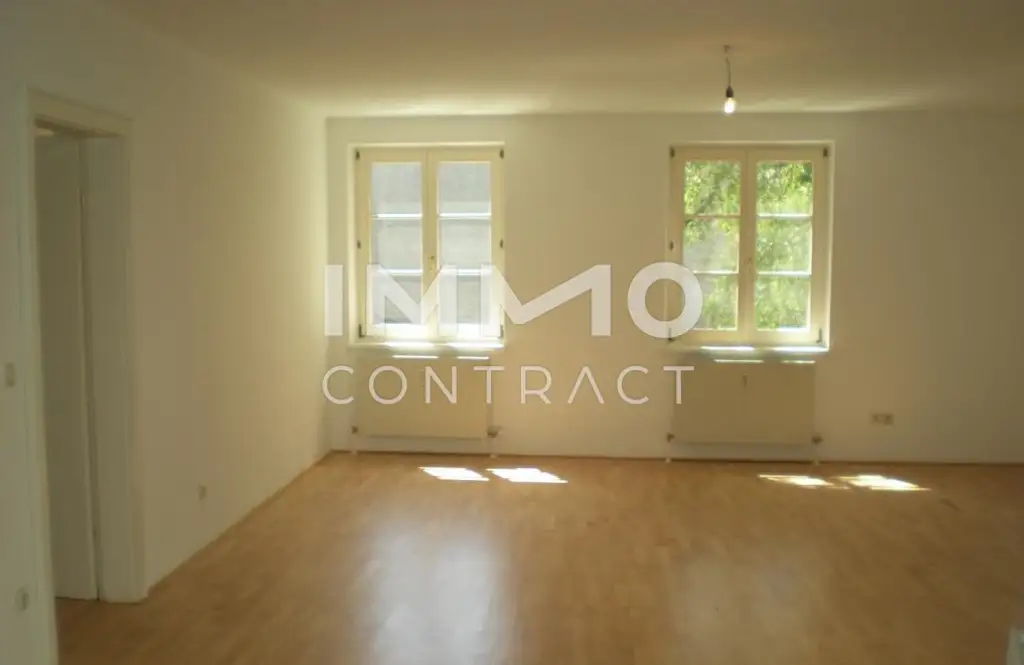 ** Ruhige 2-Zimmer Wohnung am Hauptplatz 15-16 , Top 18 **