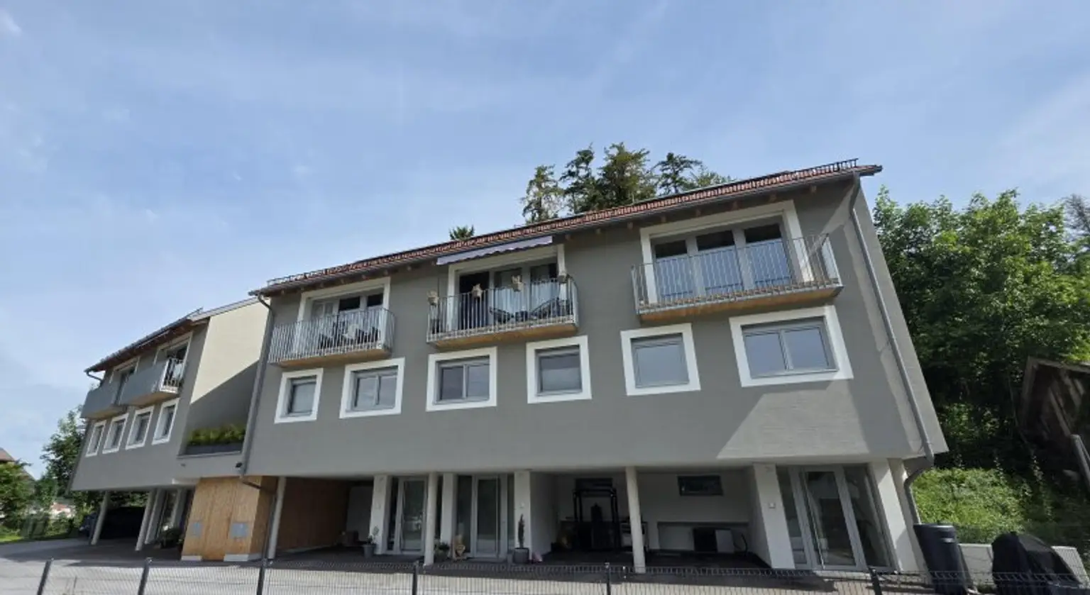 Modernes Eckreihenhaus in Adnet