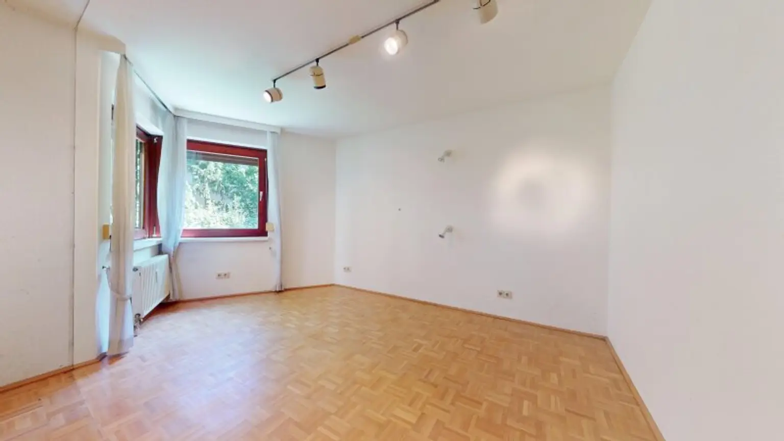 Gut aufgeteilte Familienwohnung mit Terrasse - Garage - Hobbyraum im Eigentum