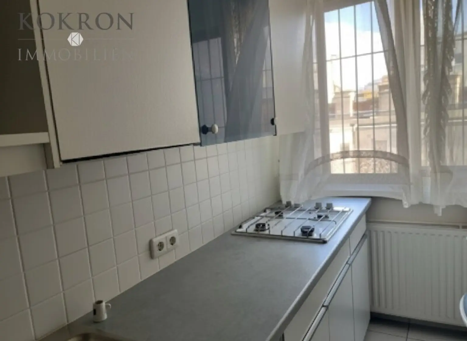 AEG Küche mit Gasherd