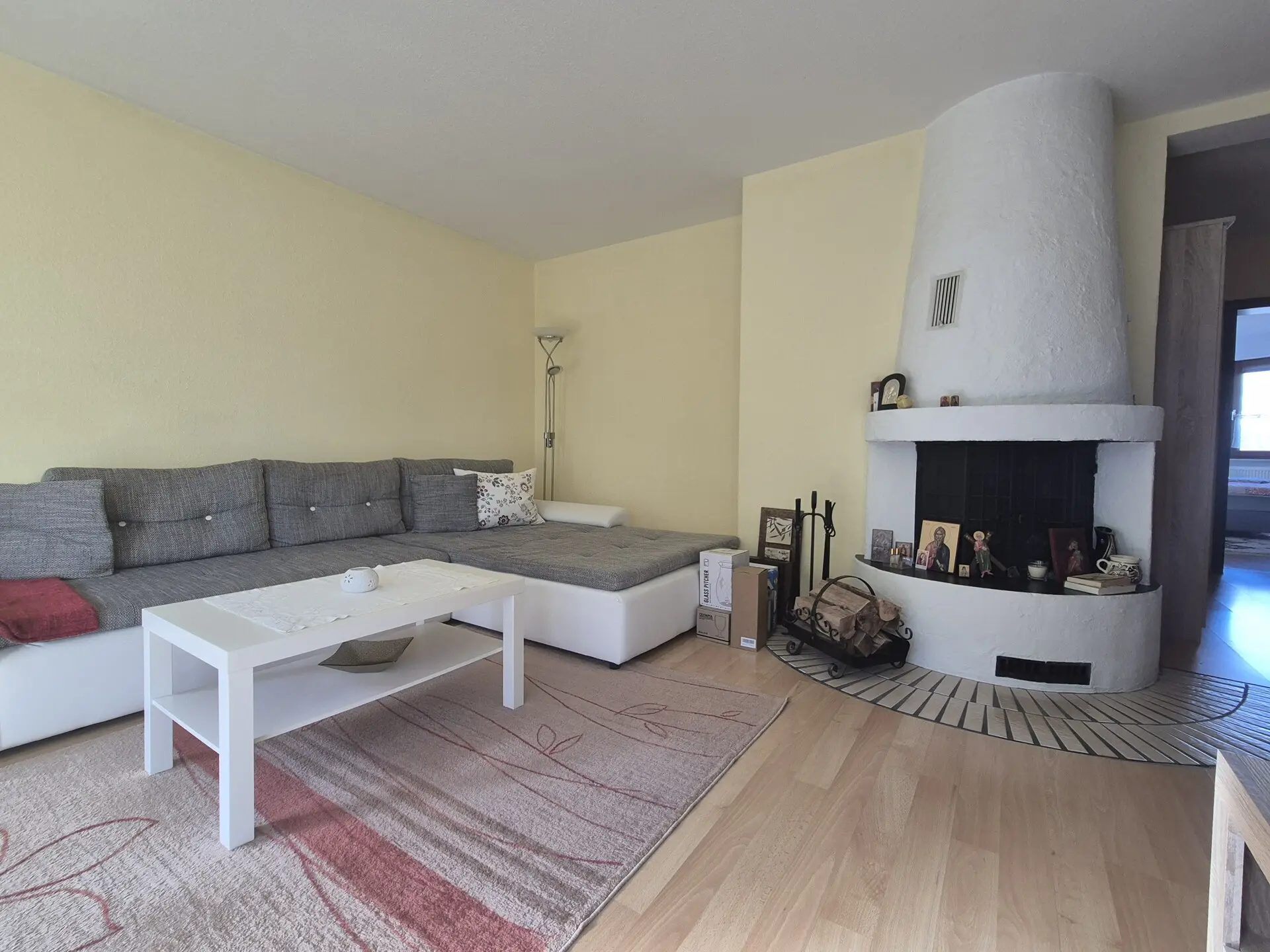 Wohnzimmer Ansicht 1