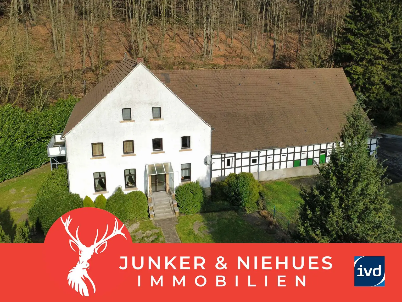 +++reserviert+++ Alleinlage - perfekt für Pferdehalter - Ehemaliger Hof mit großem Stall