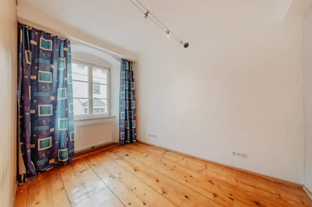 Neuer Preis: 5,5-Zimmer-Wohnung in Haller Altstadt