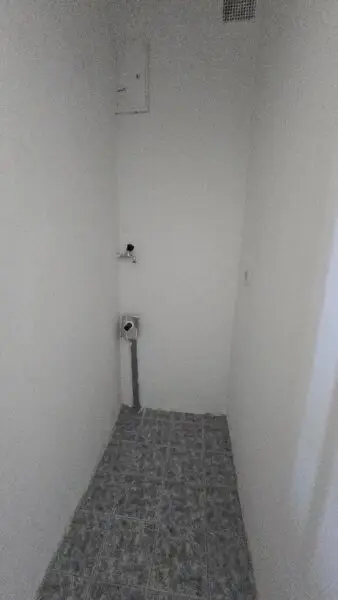 Wohnen im grünen Hietzing: Charmante 2-Zimmer-Wohnung - 2.Stock OHNE Lift