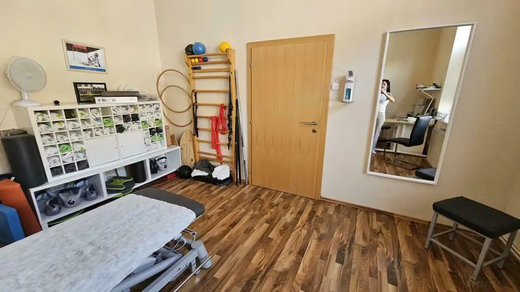 ** Traumhaftes Wohlfühlhaus in ländlicher Idylle trifft Stadtnähe  - nur 15km nach Graz **  Familienparadies mit erstklassiger Infrastruktur **