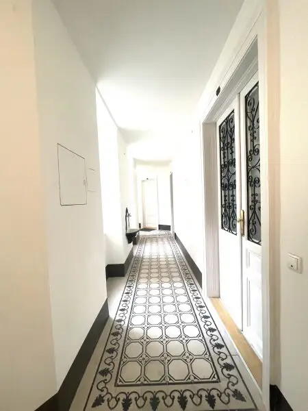 Charmante  2-Zimmer-Wohnung - neu saniert - in 1150 Wien!