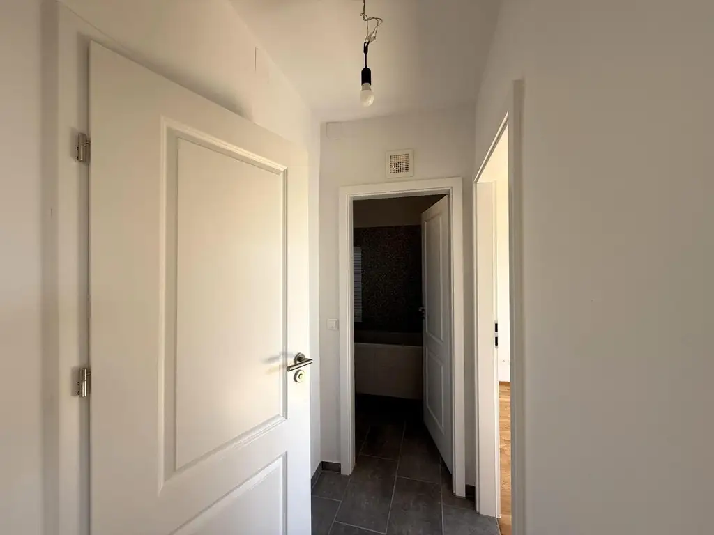 3-Zimmerwohnung im Erstbezug nach Generalsanierung // 3-room apartment, first occupancy after complete renovation //