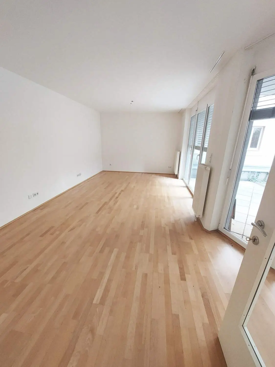 2-Zimmer-Neubauwohnung mit Garten und Terrasse in Ruhelage 
- mitten im 9. Bezirk!