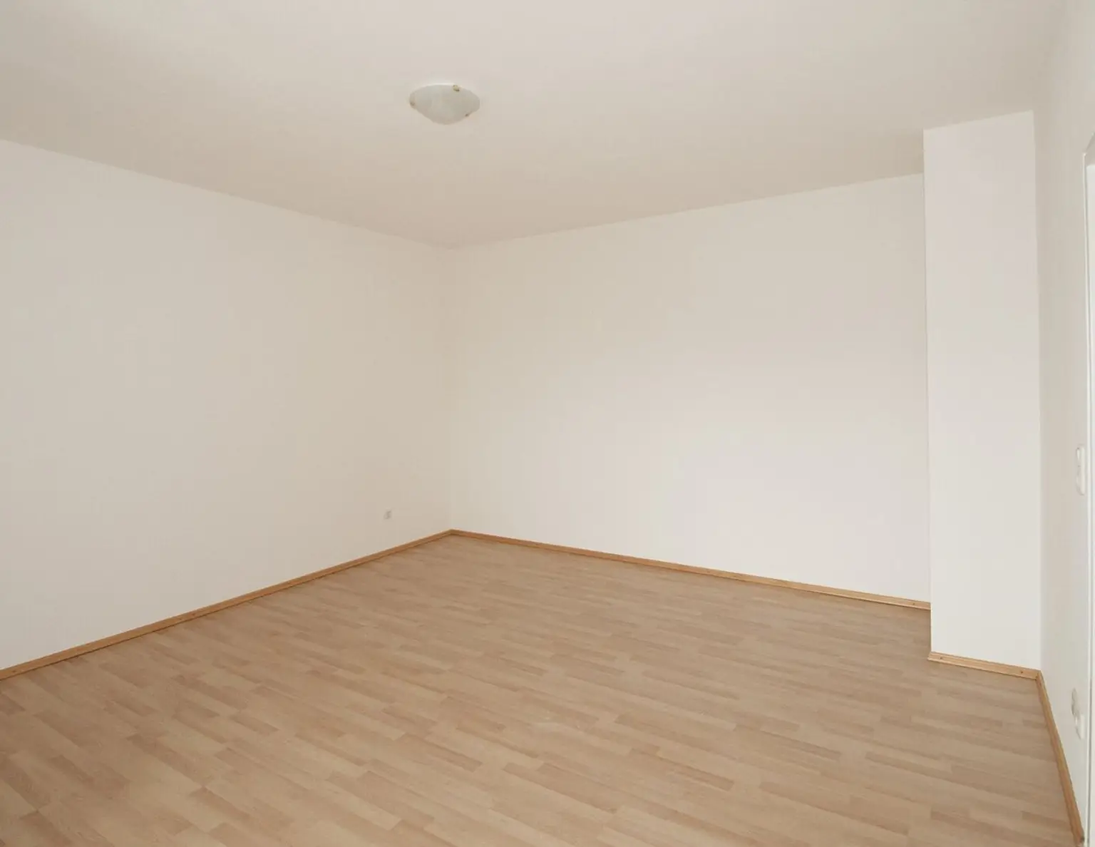Mietwohnung (208) 65 m² mit Küche, Loggia und Balkon in Ried i.I. Vermietung direkt vom Eigentümer keine Provision