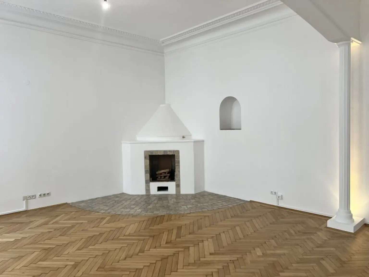 Schöne, repräsentative Büro- oder Kanzleiräumlichkeiten in bester Innenstadtlage - Nähe Stephansplatz (!)