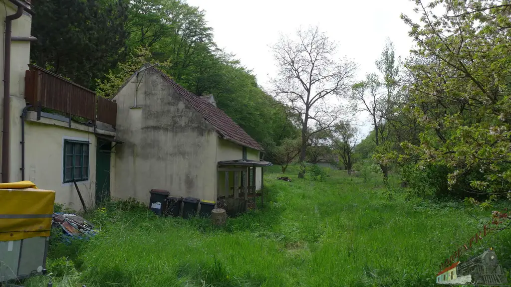 Bauland mit Widmung Bauland-Wohngebiet mit Altgebäude zu kaufen