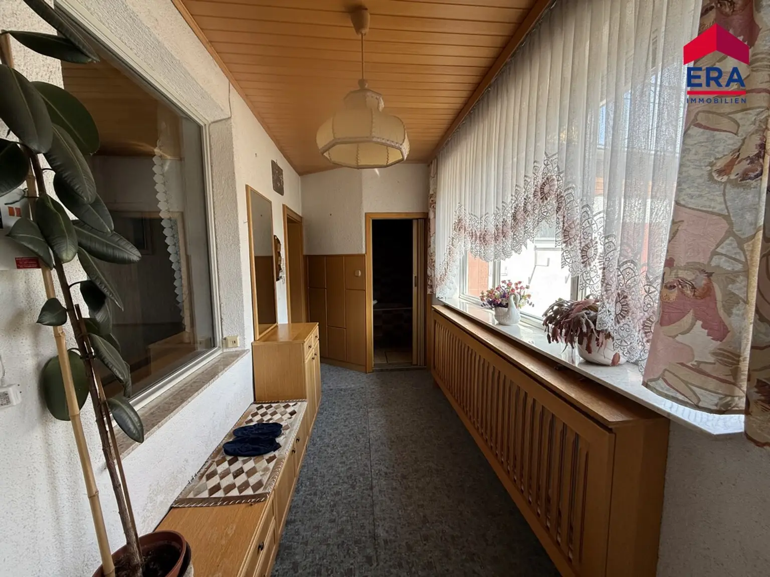 Sehr geräumiges Einfamilienhaus / Zweifamilienhaus in Drösing – Wohnen in absoluter Grünruhelage