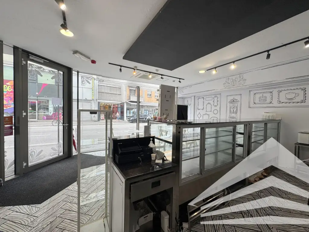 MOZARTSTRASSE - 64 m² Geschäfslokal mit großer Schaufensterfront in bester Innenstadtlage