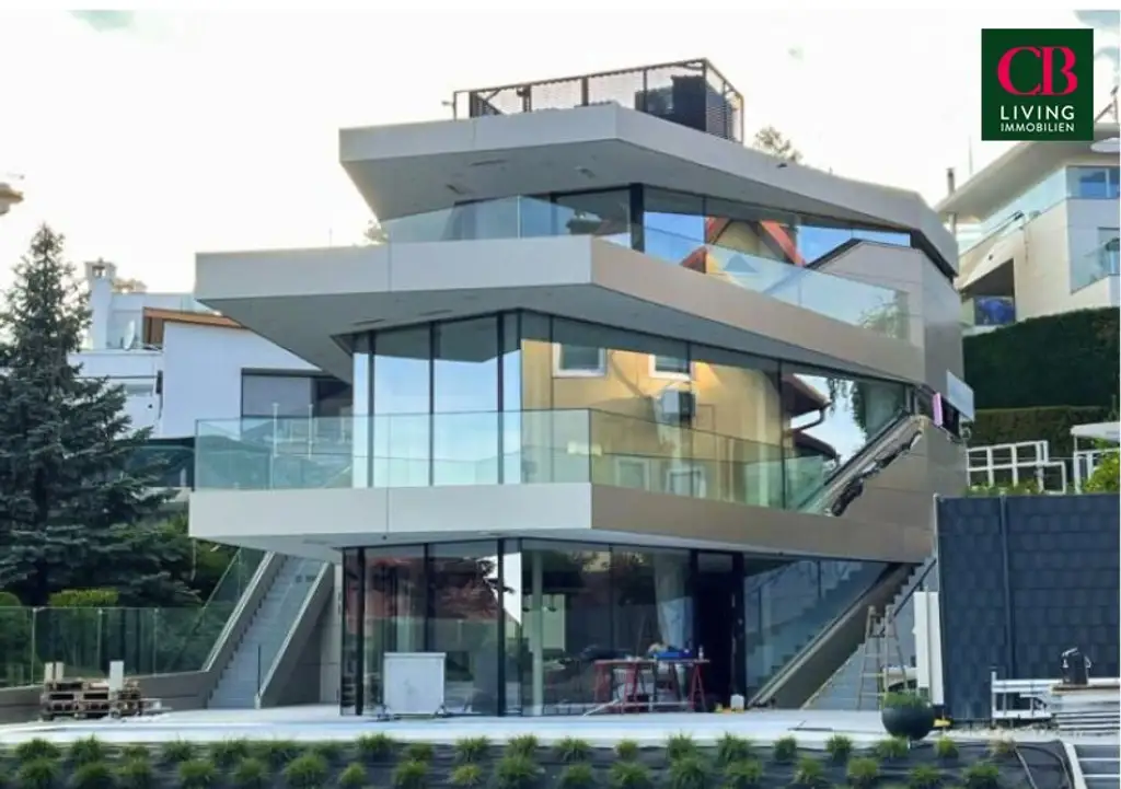 EXKLUSIVE VILLA IN BESTER LAGE – Wohnen, wo der Himmel Wien küsst !!