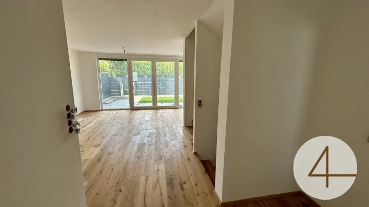 Bezugsfertig! 5-Zimmer-Designhaus mit Garten & Dachterrassen