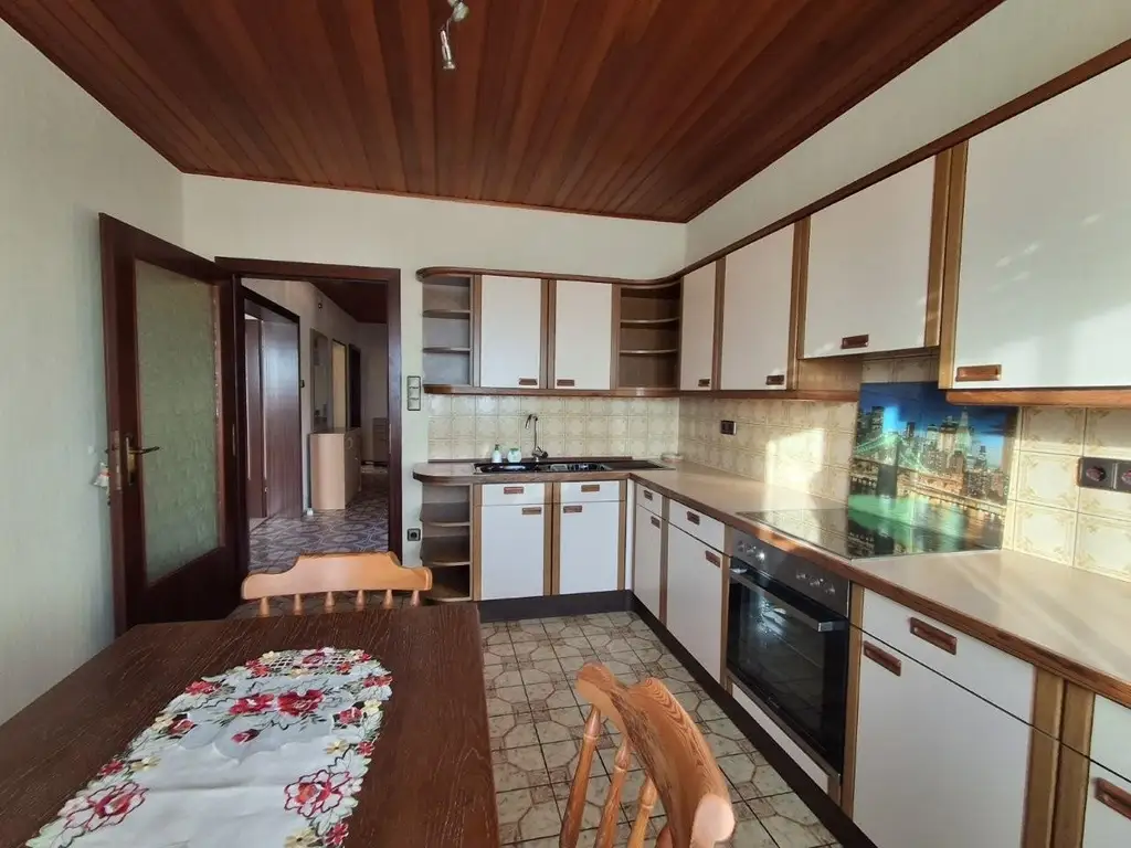 "Miethaus mit Terrasse und Garten - Breitenlee - Neuessling"