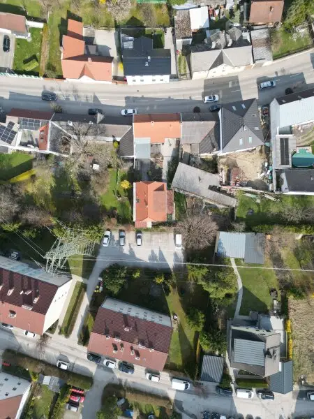 +Einzigartiges Einfamilienhaus mit Nebengebäude in Enzesfeld-Lindabrunn+