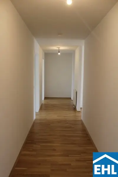 Familienfreundliche 4 Zimmer-Wohnung mit Balkon