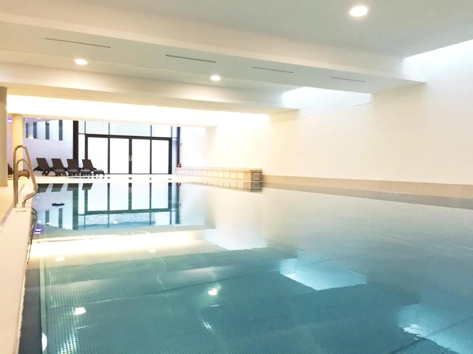 "Möblierte Dachgeschosswohnung"