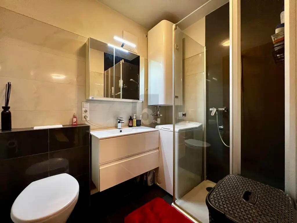 SONNIGE DACHTERRASSE IN ZENTRUMSLAGE!