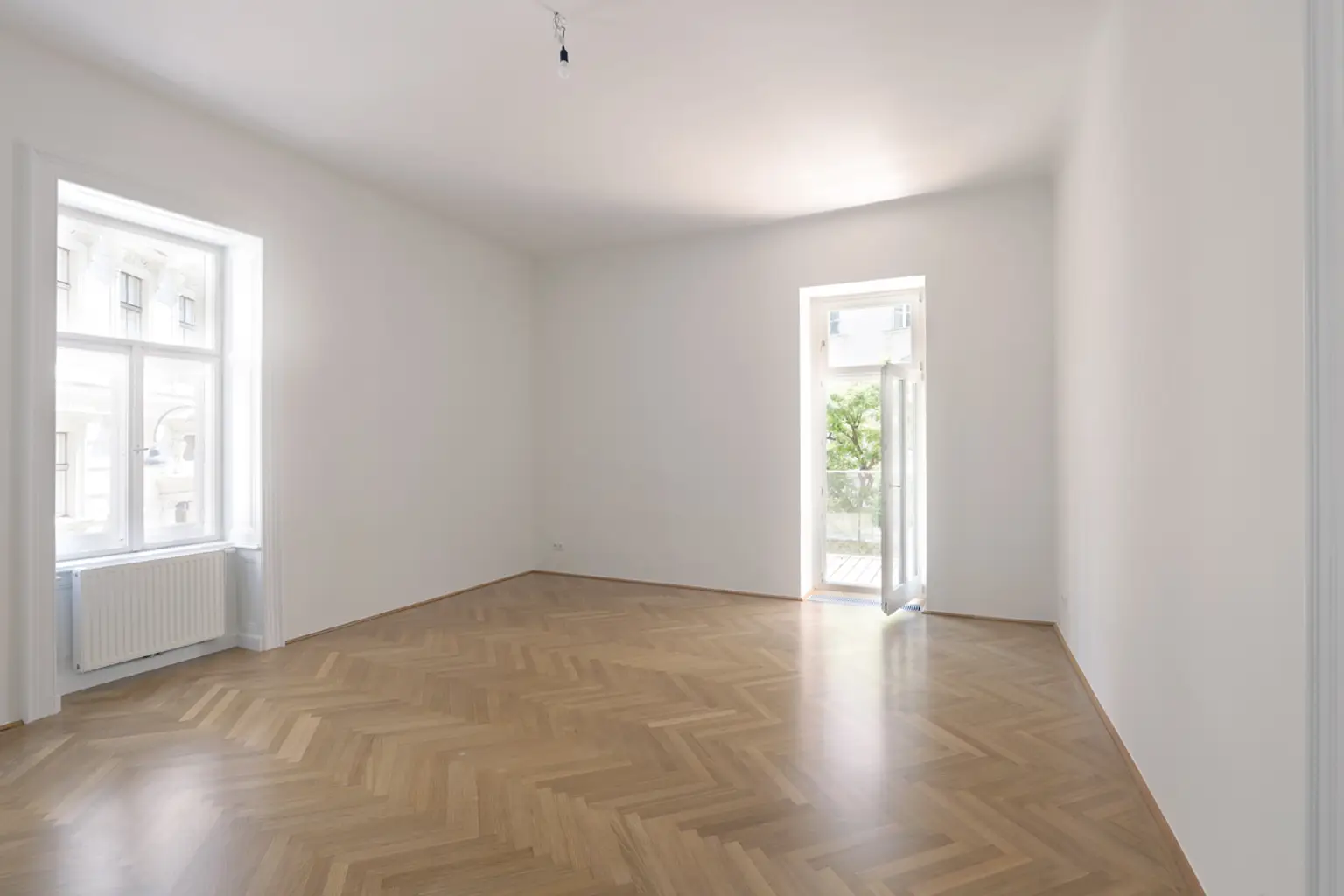 Unbefristete, ruhige 2-Zimmer-Wohnung mit Balkon in der Innenstadt