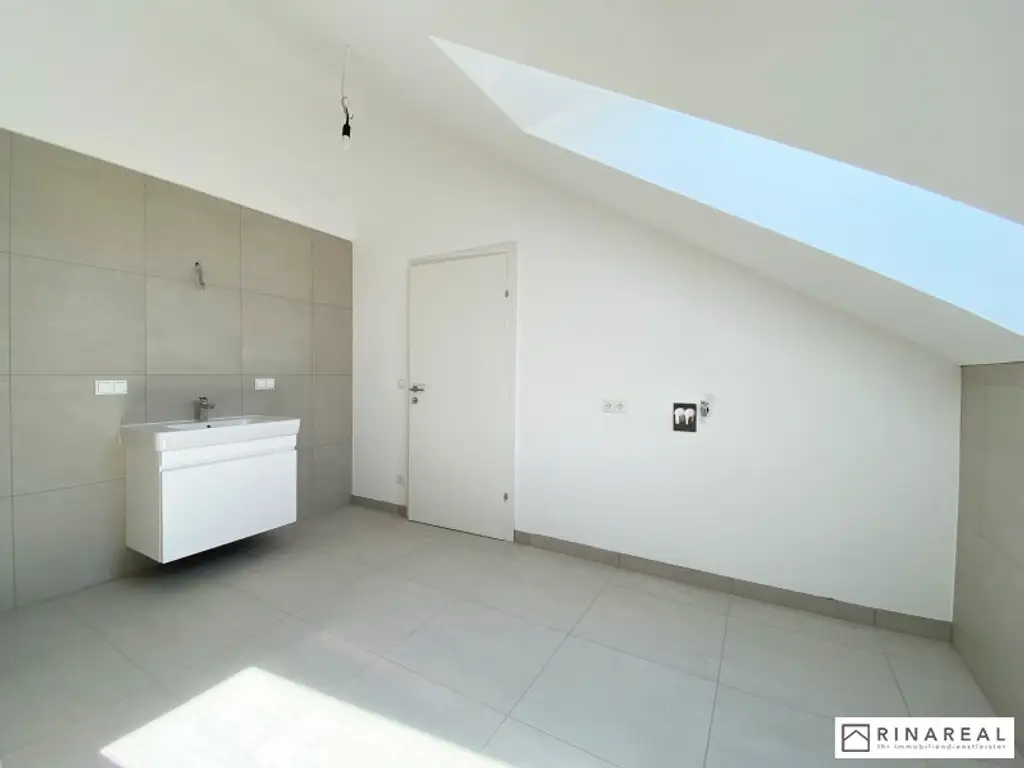 NEUBAU - Erstbezug | Penthouse | 4 Zimmer mit Terrasse | Schlüsselfertige Ausführung | Zentralheizung: Luftwärmepumpe | Neugasse