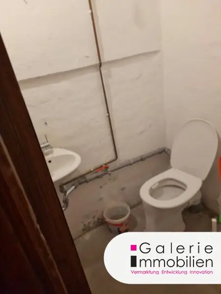 Toilette im Stiegenhaus