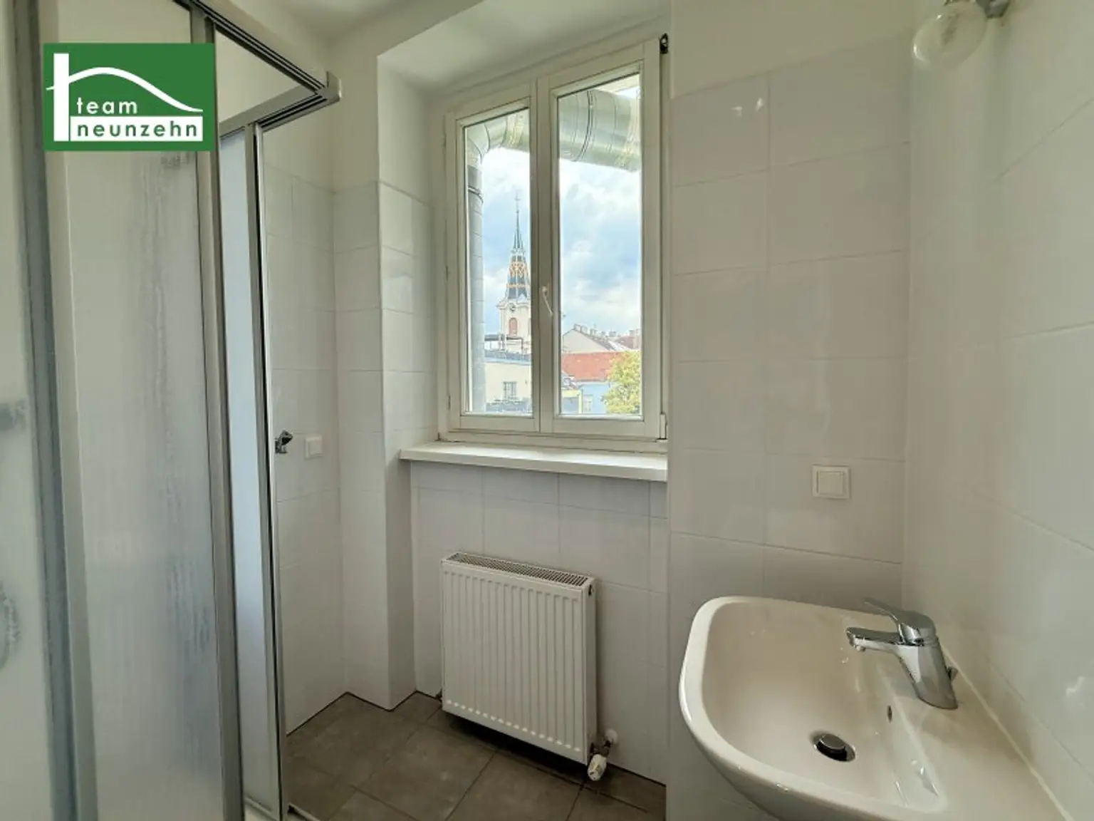 Helle 2-Zimmer-Wohnung in ruhiger Seitengassenlage – sofort beziehbar!