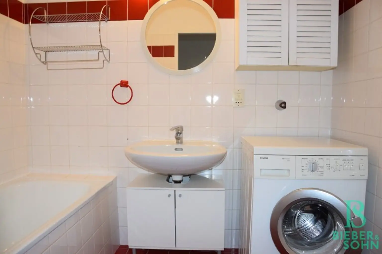 Sonnige Loggia-Wohnung mit Blick ins Grüne