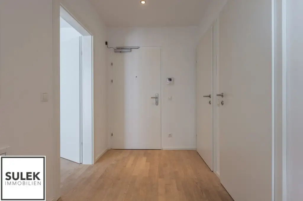 Ab Mitte Dezember  verfügbar ~ moderne 3 Zimmer Neubauwohnung mit Innenhof-Terrasse in beliebter Lage ~ Kaiserstraße U6 nähe!