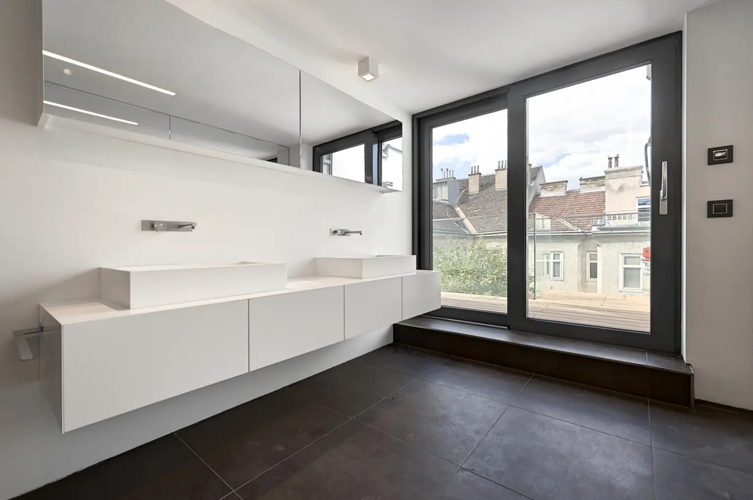 Ein Meisterwerk aus Licht, Raum und Design: Penthouse - Luxury & Lifestyle in the Heart of Vienna: Wassergasse