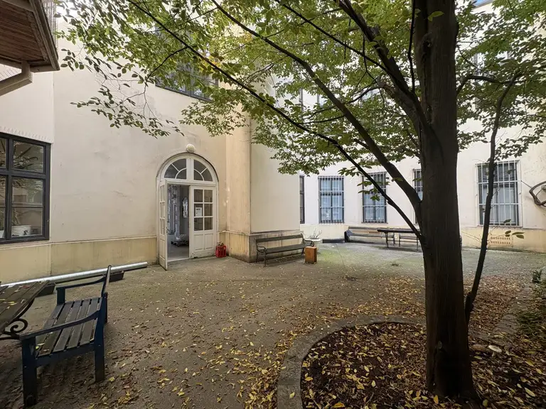 Innenhof II