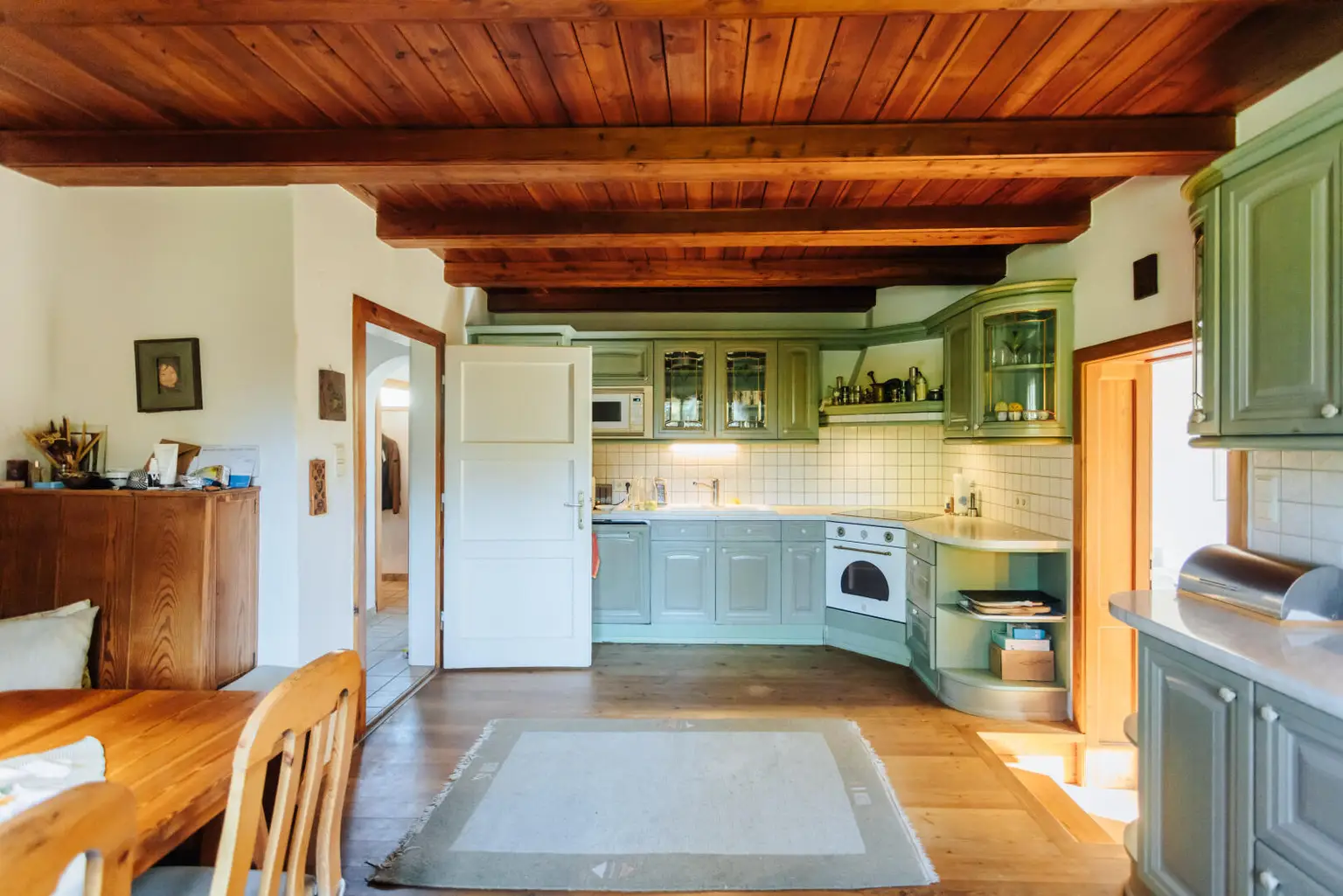 Großzügiges Einfamilienhaus mit Schwimmteich in Weinitzen - ländliche Geborgenheit trifft modernen Wohnkomfort