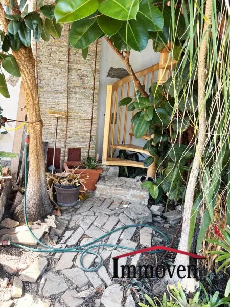 KOFFER PACKEN UND EINZIEHEN - großes Ein- bzw. Zweifamilienhaus mit Garage in St. Pölten (Wagram)