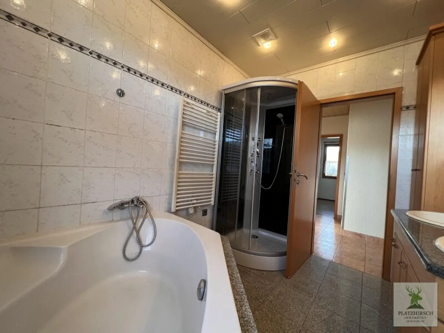 Halloweenspezial zum Superpreis !! ELK Bungalow auf 148m2 Vollkeller, 8 Fahrminuten von der Schnellbahn